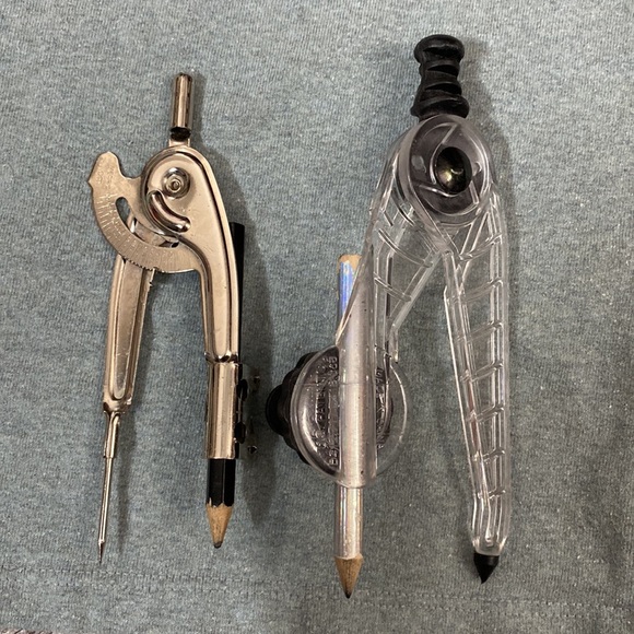 Protractors, compass, dice , stamps - Picture 4 of 8